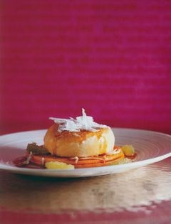 Roasted coconut caramel with papaya