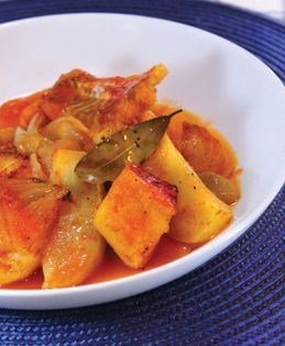 Roasted cod with onions and potatoes (Bakaliaros plaki)