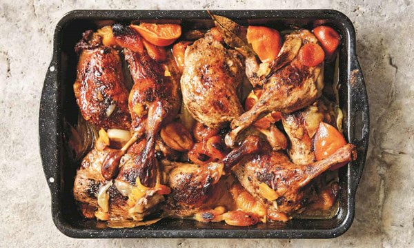 Roasted duck legs with clementines and apricots