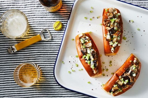 Roasted eggplant rolls 