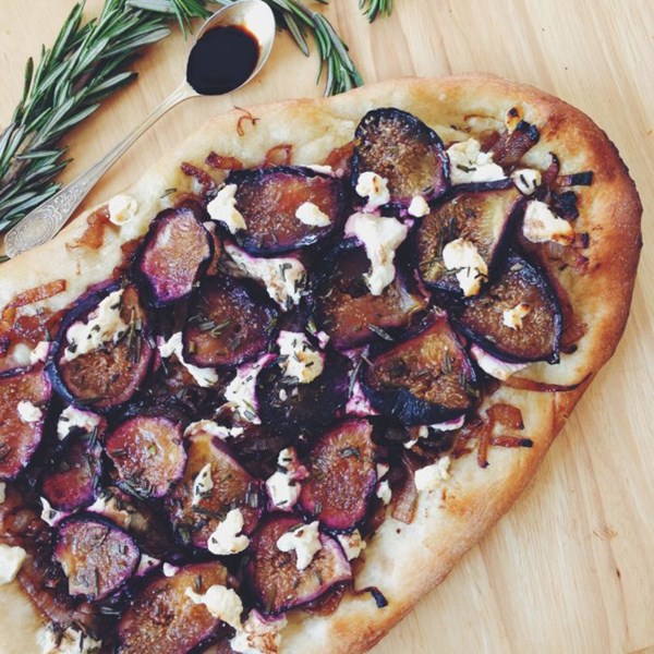 Roasted fig pizza with rosemary chèvre & balsamic caramelized onion