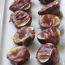 Roasted figs & prosciutto