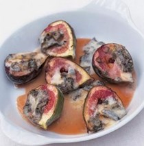 Roasted figs with Gorgonzola and honey-vinegar sauce