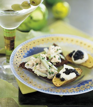 Roasted fingerling potatoes with crème fraîche and caviar
