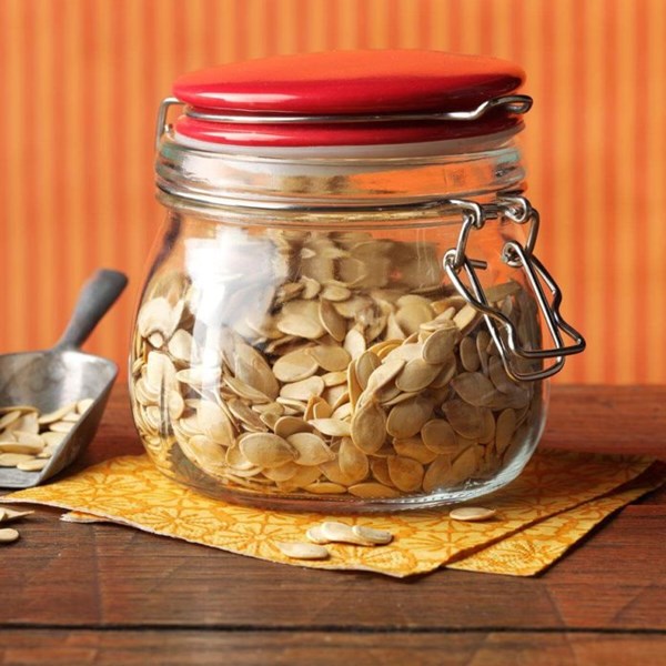 Roasted fresh pumpkin seeds