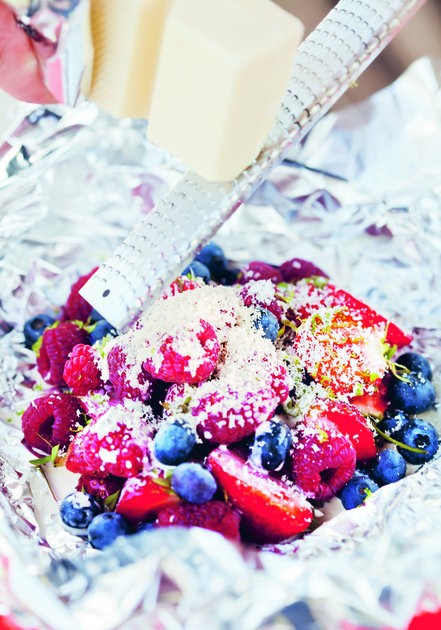 Roasted fruit on the grill