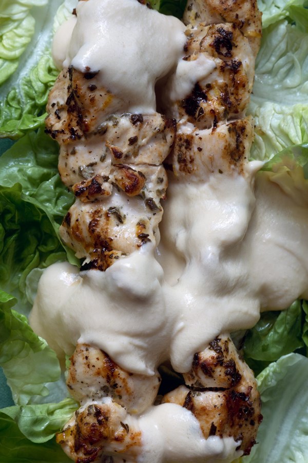 Roasted garlic & yoghurt sauce