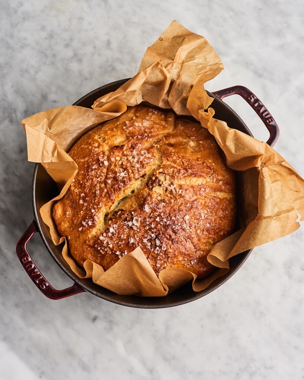 Roasted garlic and herb no-knead bread