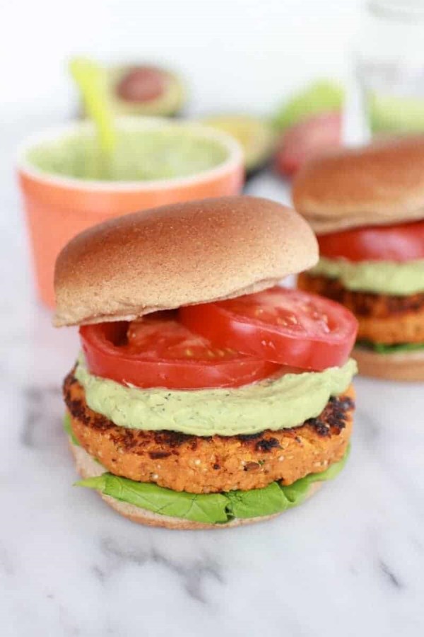 Roasted garlic chipotle cheddar sweet potato burgers with avocado ranch