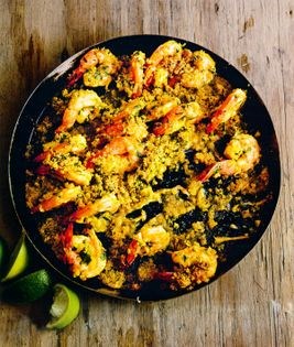 Roasted garlic-ginger shrimp with coconut and fresh herb crumbs (Camarão assado aos sabores do Brazil)