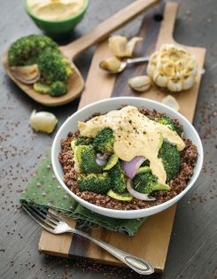 Roasted garlic hummus & broccoli bowl