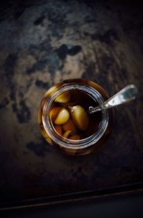 Roasted garlic in sesame oil