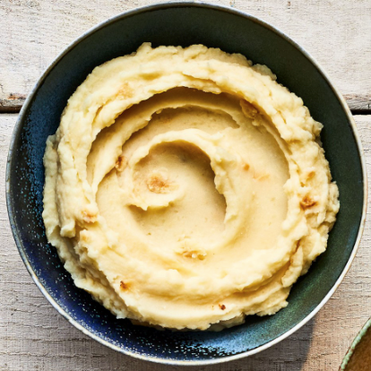 Roasted garlic mashed potatoes with buttermilk
