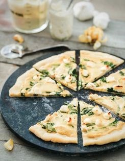 Roasted garlic white pizza with macadamia ricotta