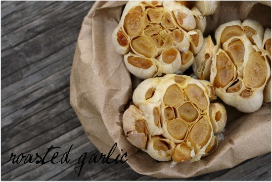 Roasted garlic (whole heads)