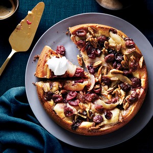 Roasted grape and pear kuchen