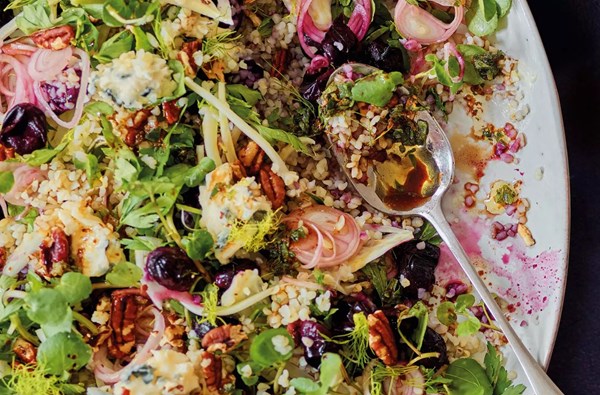 Roasted grape, blue cheese & fennel salad