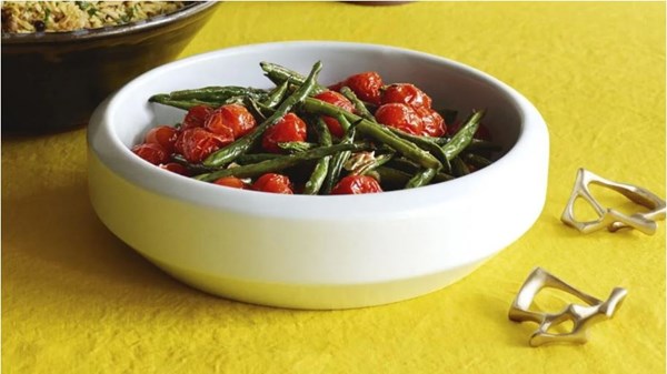 Roasted green bean and cherry tomato salad