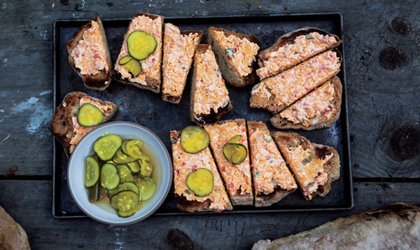 Roasted-jalapeño pimiento cheese toasts