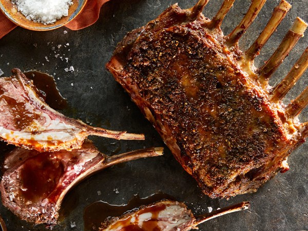 Roasted lamb chops with brown sugar-rum glaze
