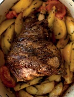 Roasted leg of lamb (Pechena noga od jagne)
