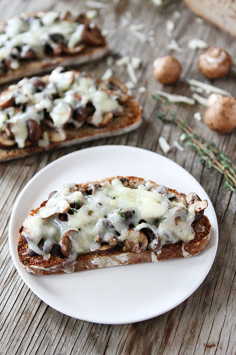 Roasted mushroom and Gruyere toasts
