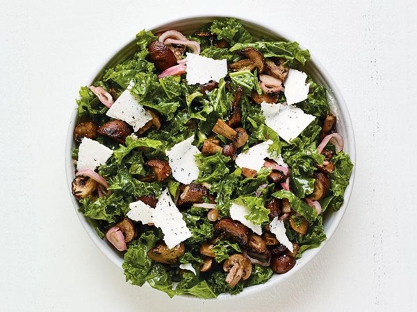 Roasted mushroom and kale salad