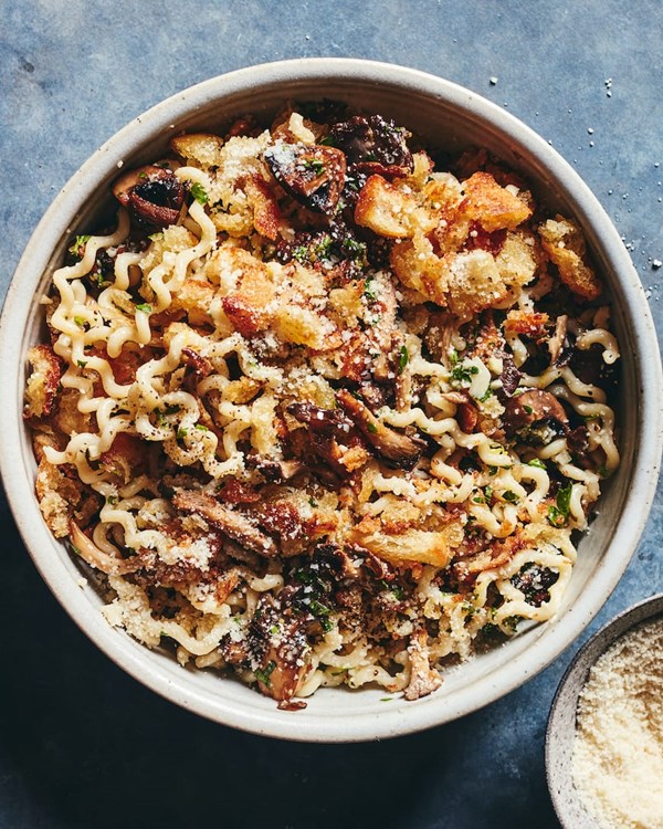 Roasted mushroom pasta with herbs