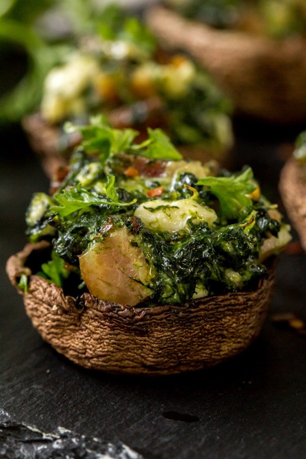 Roasted mushrooms stuffed with feta, spinach & bacon