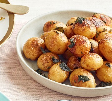 Roasted new potatoes with lemon & herbs