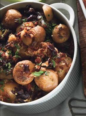 Roasted new potatoes with red onion, garlic, and pancetta