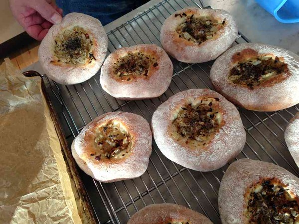 Roasted onion-poppy seed bialys