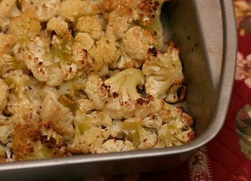 Roasted panko and pecorino-crusted cauliflower
