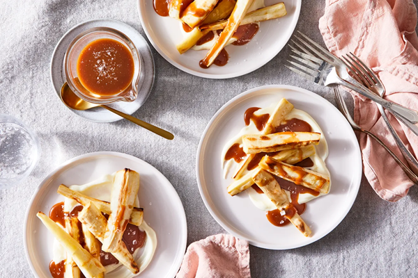 Roasted parsnips with caramel & sour cream