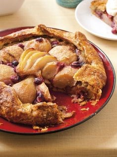 Roasted pear and cranberry crostata