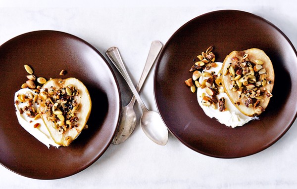 Roasted pear crumble