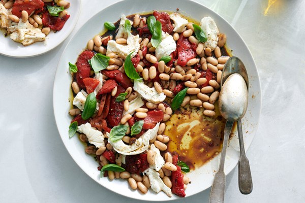 Roasted pepper, white bean and mozzarella salad 