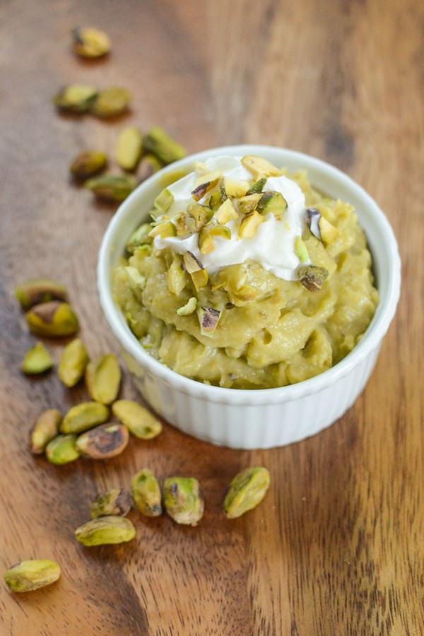 Roasted pistachio pudding