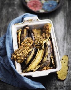 Roasted plantains (Plátanos al horno)