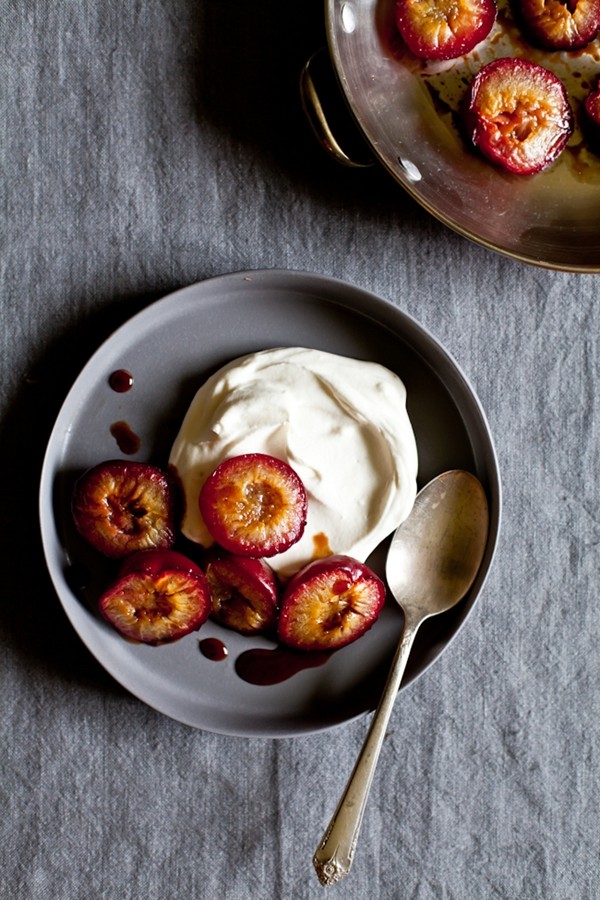 Roasted plums with honey & whipped cream