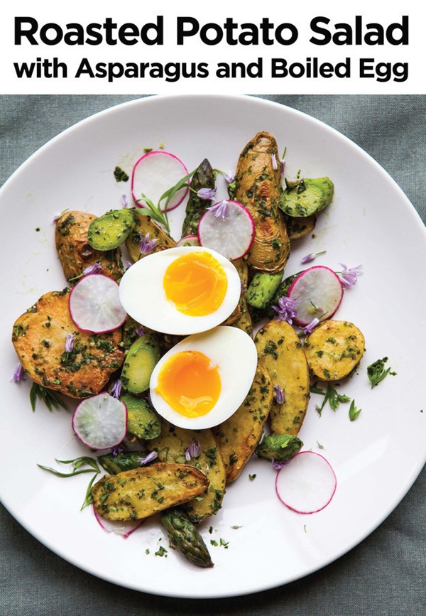 Roasted potato salad with asparagus and a boiled egg