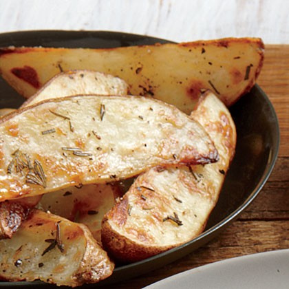 Roasted potato wedges