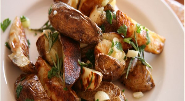 Roasted potato wedges (Fette di patate arroste)