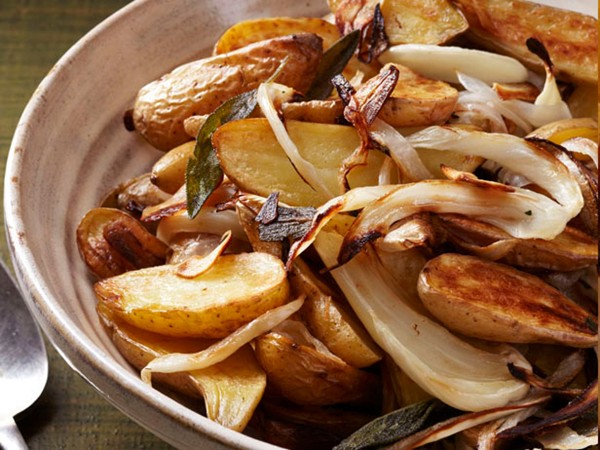 Roasted potatoes and fennel