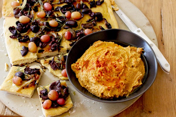 Roasted pumpkin seed hummus