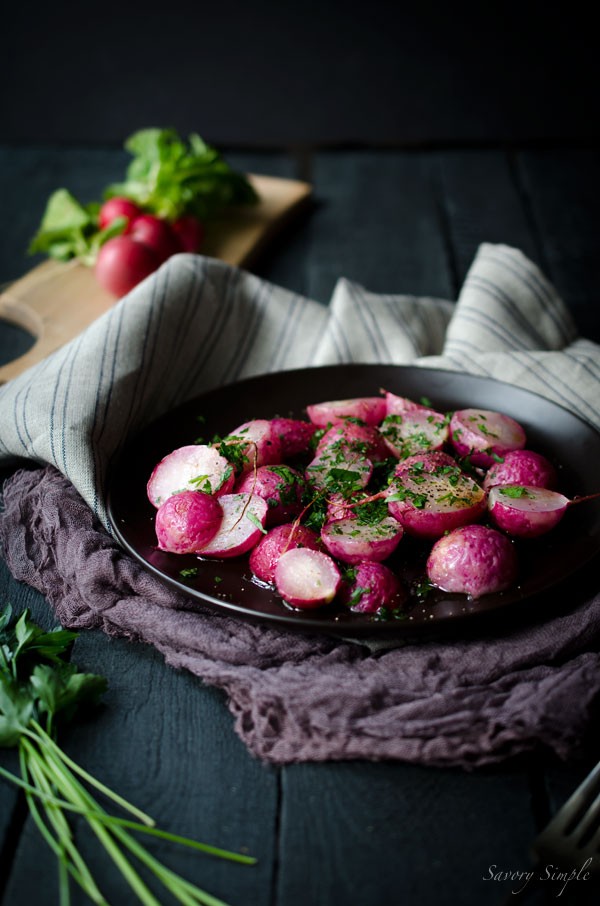 Roasted radishes with brown butter and parsley