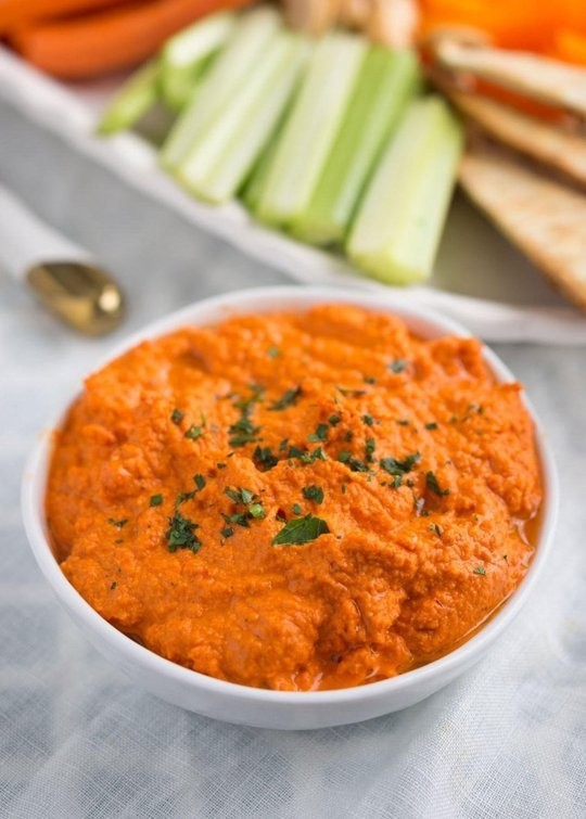 Roasted red pepper & Marcona almond dip
