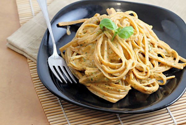 Roasted red pepper goat cheese Alfredo pasta