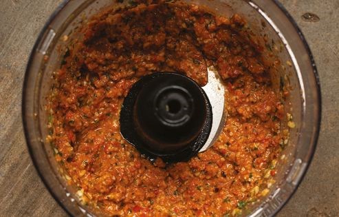 Roasted red pepper pesto