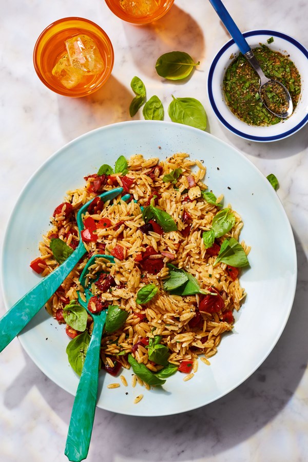 Roasted red pepper, tomato & orzo salad